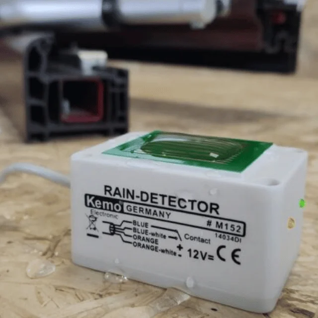Fensterantrieb mit Regensensor